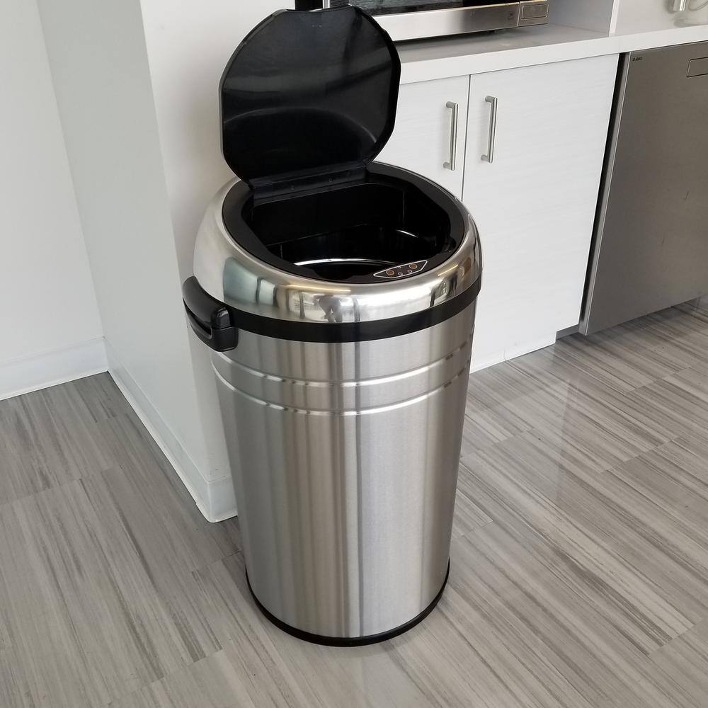 iTouchless 23 Gallon Stainless Steel Touchless Sensor Trash Can with Odor Control System and Removable Wheels Extra-Large Capacity IT23RC