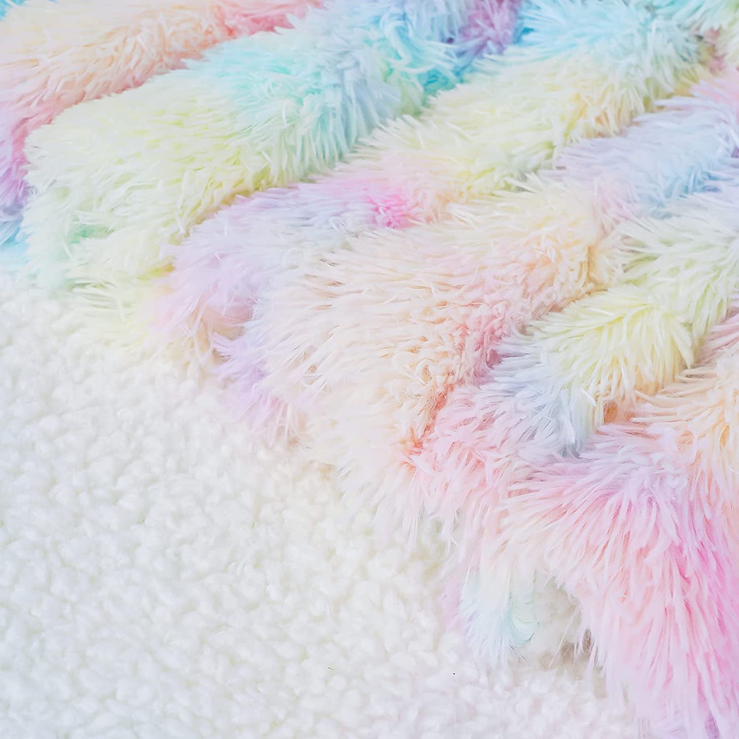 Lochas Plush Fluffy Soft Rainbow Blanket for Couch Bed Sofa Kids Warm Sherpa Colorful Blankets， 50