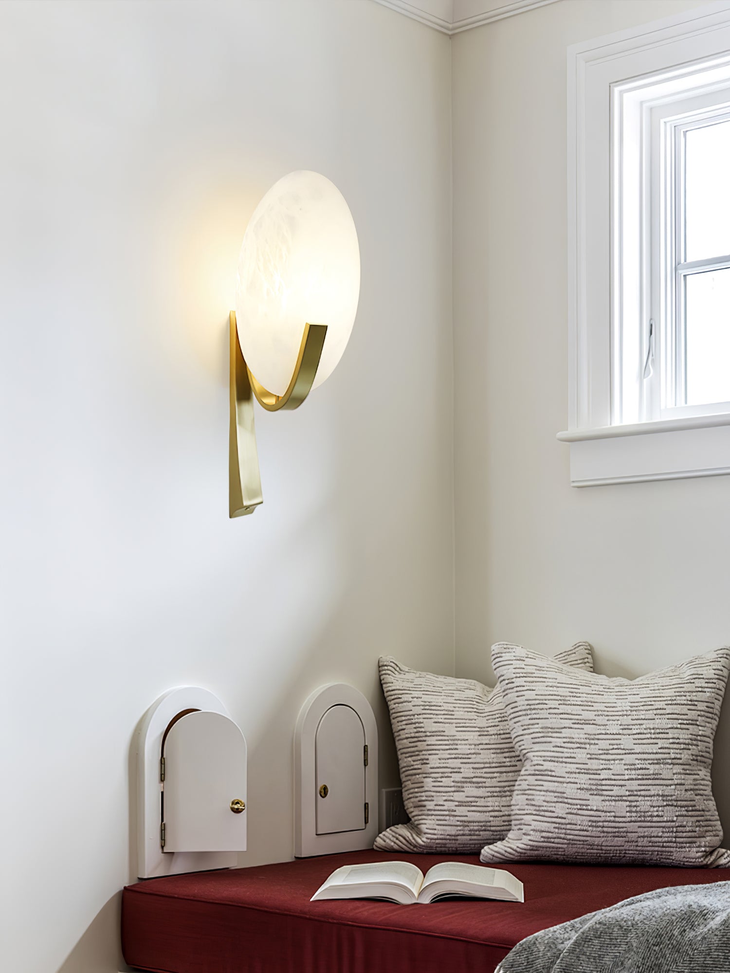 Alice Alabaster Wall Lamp