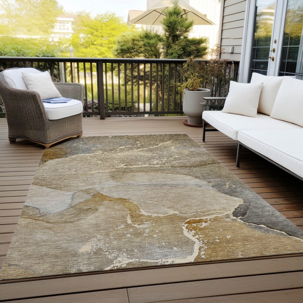 Machine Washable Indoor/ Outdoor Abstract Marble Chantille Rug