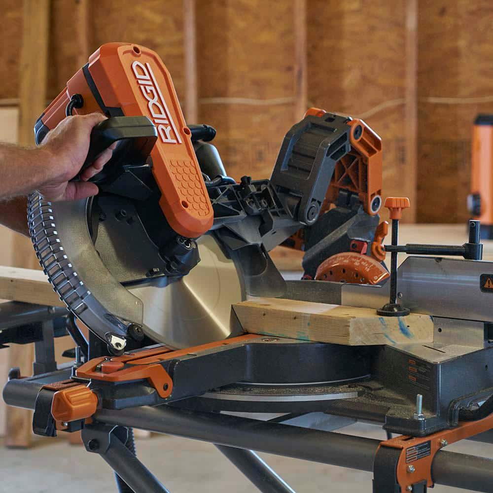 RIDGID 12 in. Dual Bevel Sliding Miter Saw R4251