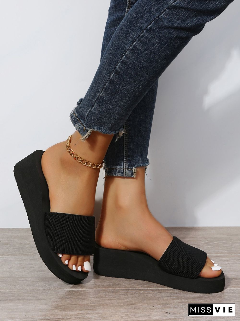 Stretch Upper Casual Wedge Slippers