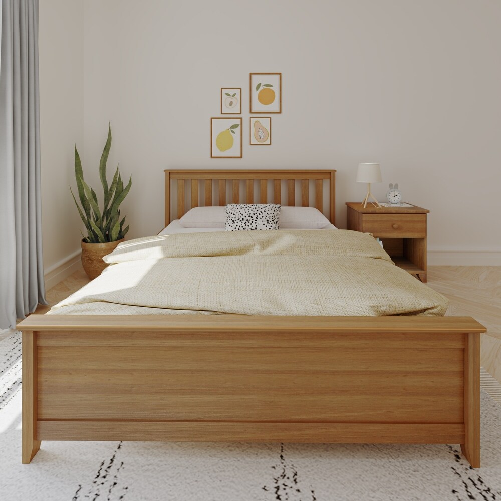 Max and Lily Classic Queen Bed