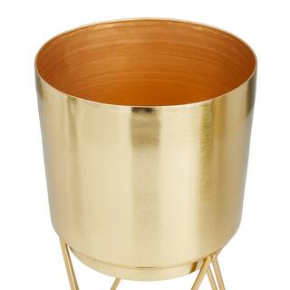 CosmoLiving by Cosmopolitan 12 in. and 10 in. Medium Gold Metal Planter with Removable Stand (2- Pack) 040010