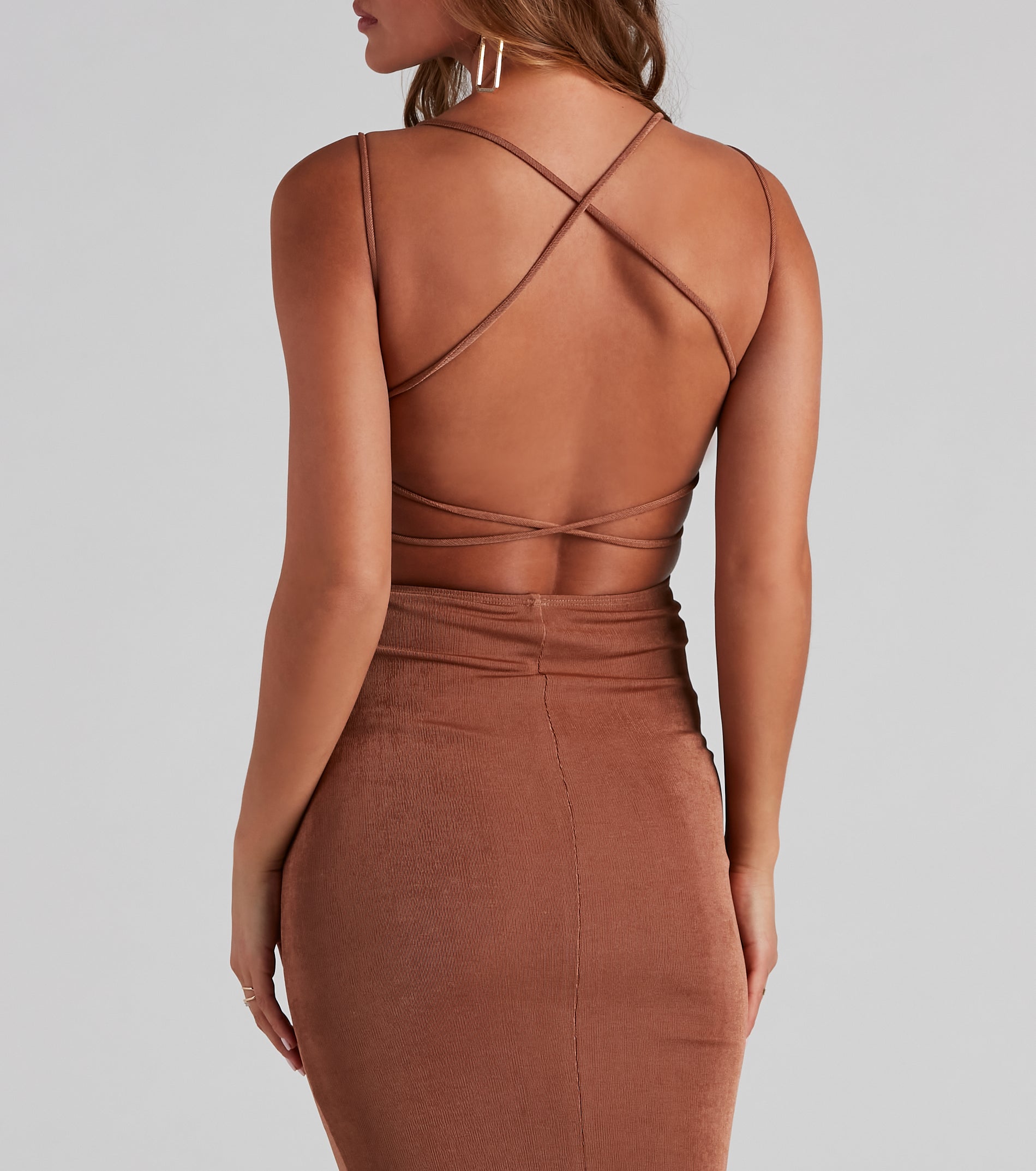 Single Scoop Strappy Back Midi Dress