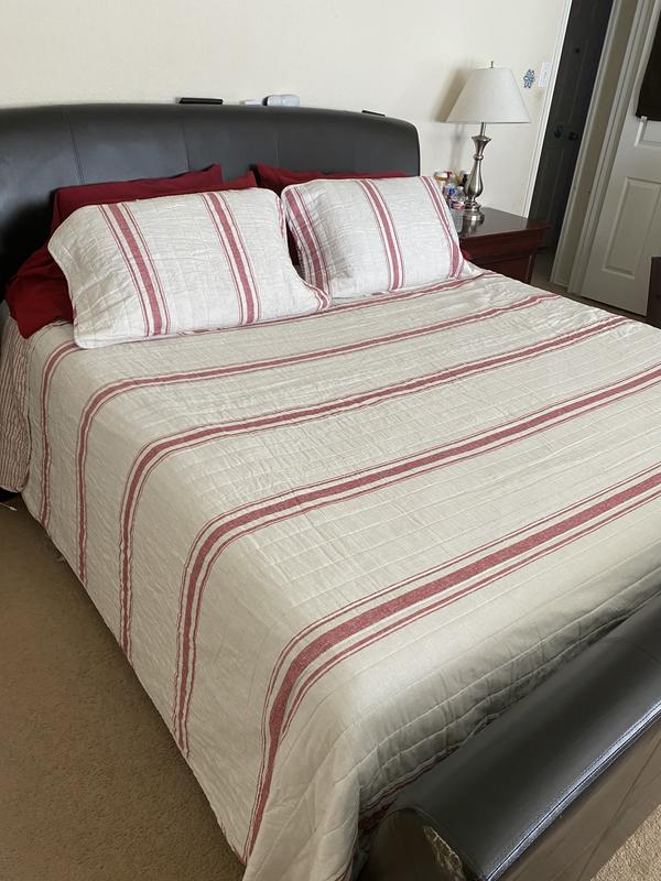 Farmhouse Stripe Reversible Cotton Quilt Set