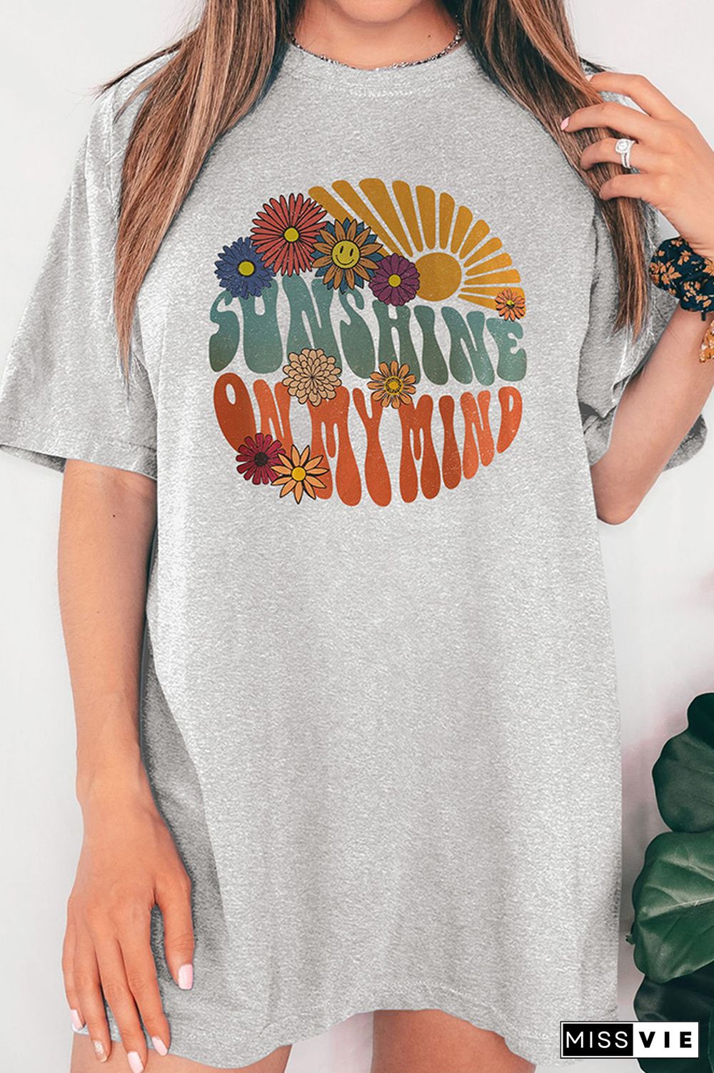 Vintage Sunshine Flower Graphic Tee