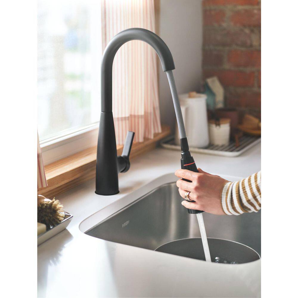 MOEN Haelyn Single-Handle Pull-Down Sprayer Kitchen Faucet with ColorCue Temperature Indicator in Matte Black 87627EIBL