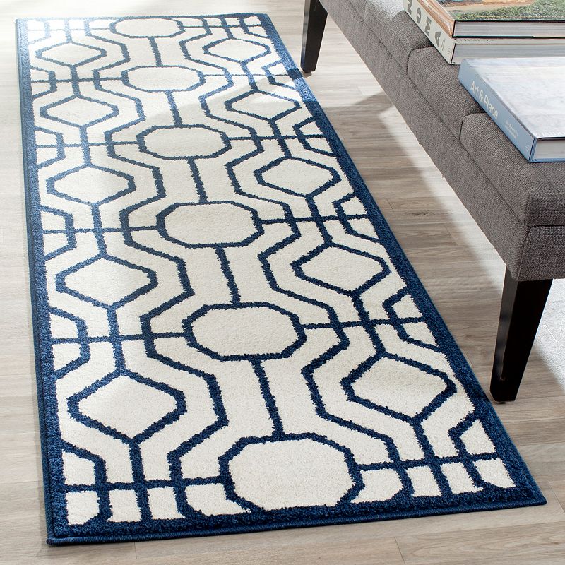 Safavieh Amherst Circle Circuit Indoor Outdoor Rug