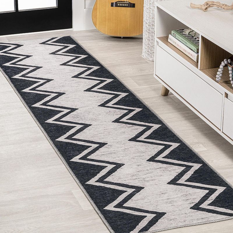 Siksak Chevron Border Rug