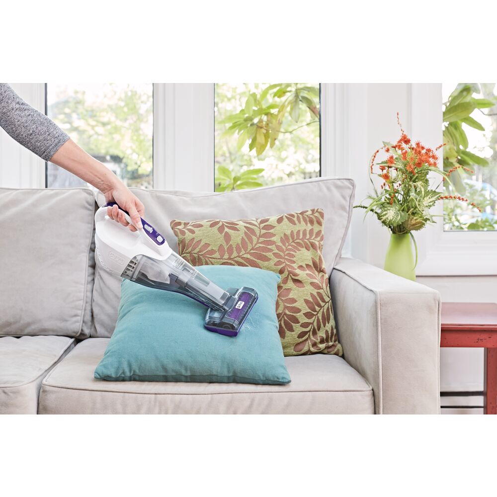 dustbuster®™ QuickClean™ Pet Cordless Handheld Vacuum