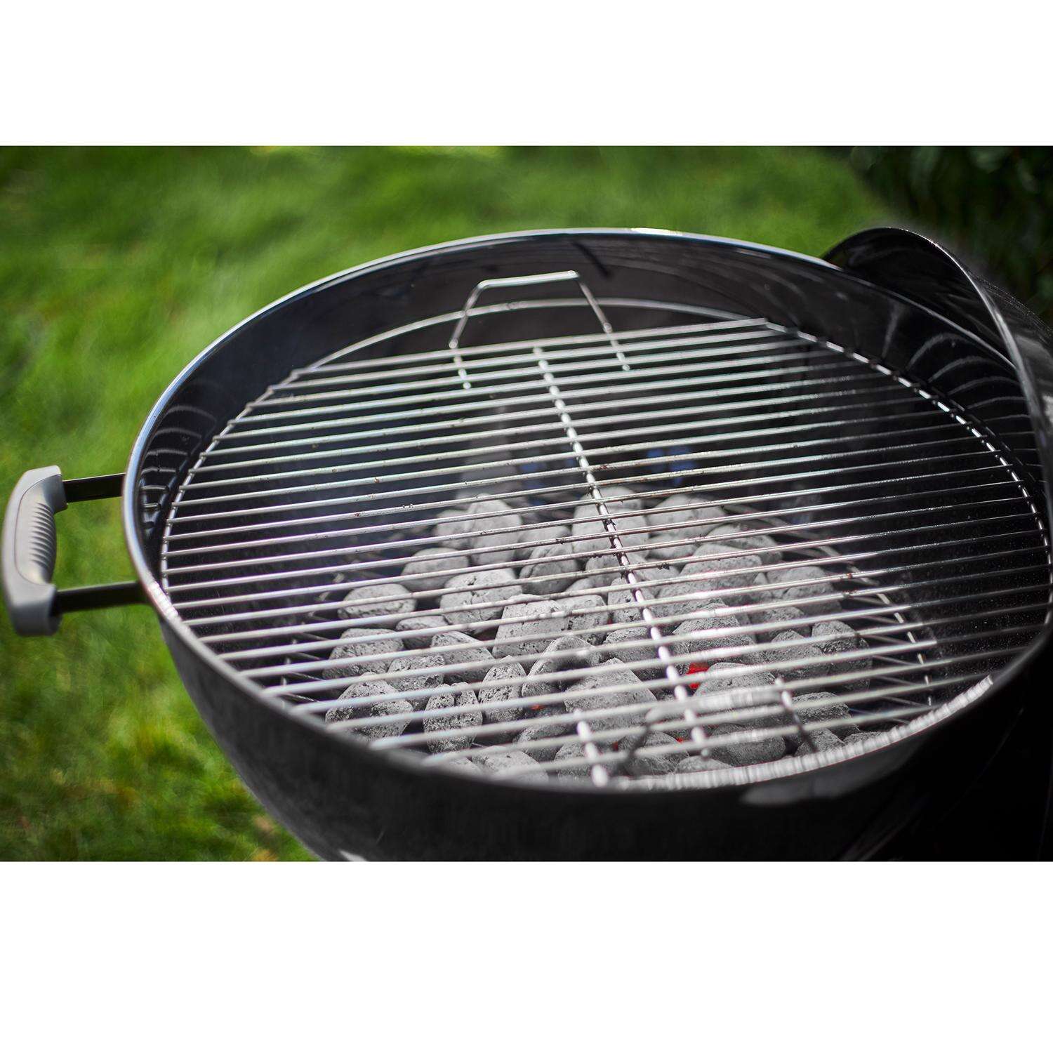 Weber 22 in. Original Kettle Charcoal Grill Black