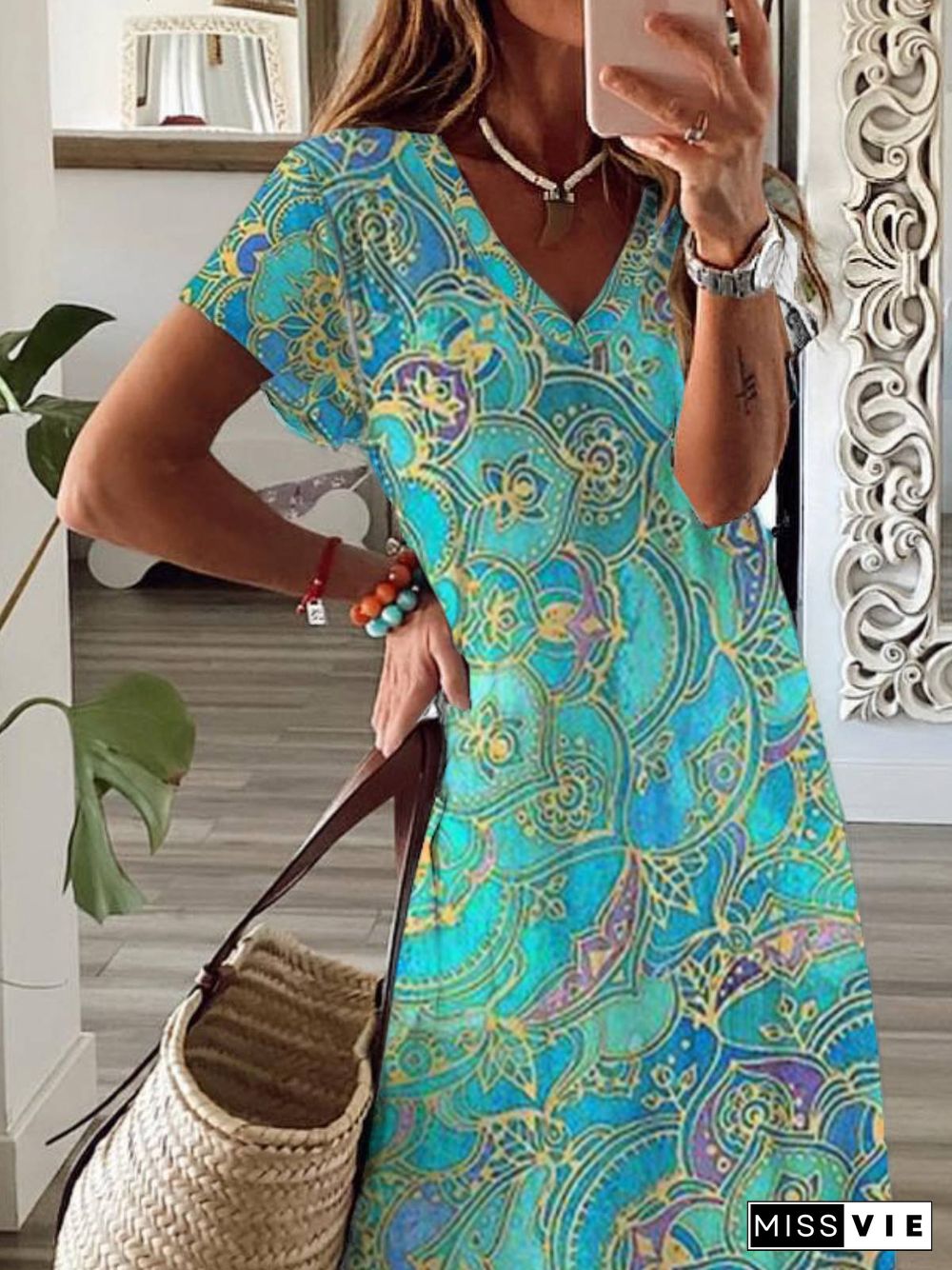 Casual Painted V Neck Short Sleeve Knit Dress