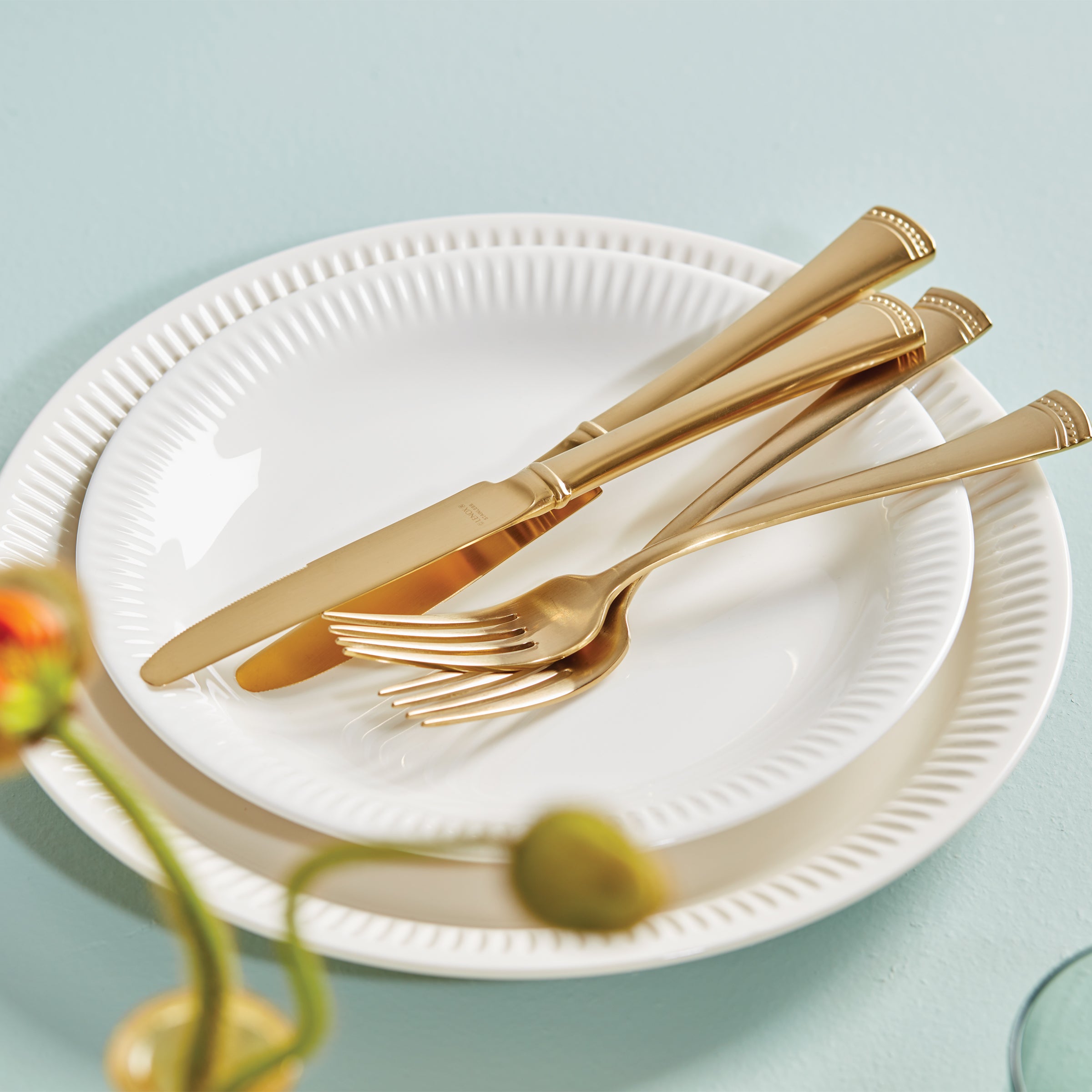 Portola Gold 20-Piece Flatware Set