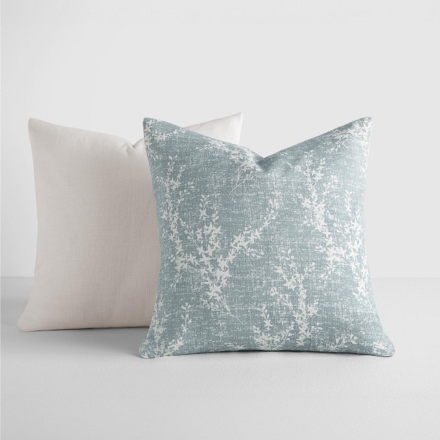 2 pack Cotton Slub Willow Light Blue Throw Pillows And Pillow Inserts Set Becky Cameron Willow Light Blue