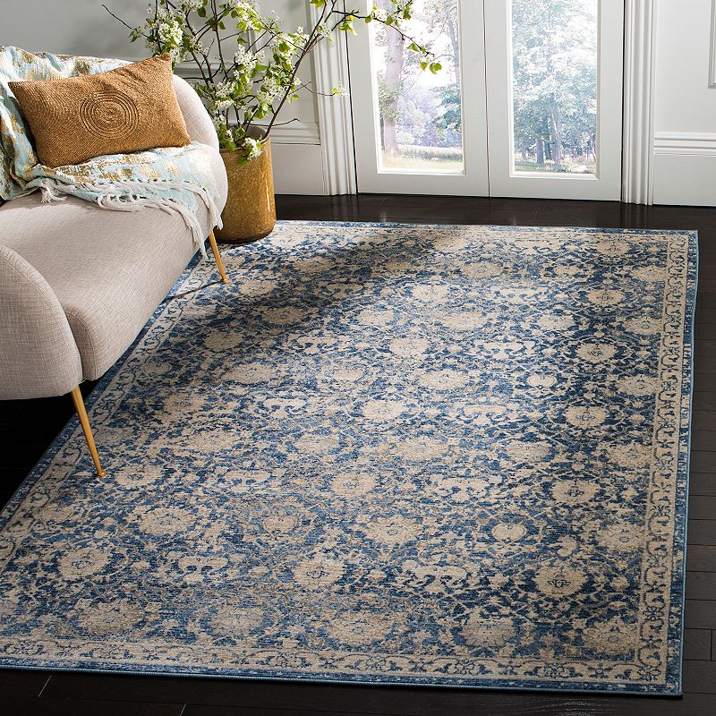 Safavieh Brentwood Chandler Distressed Medallion Rug