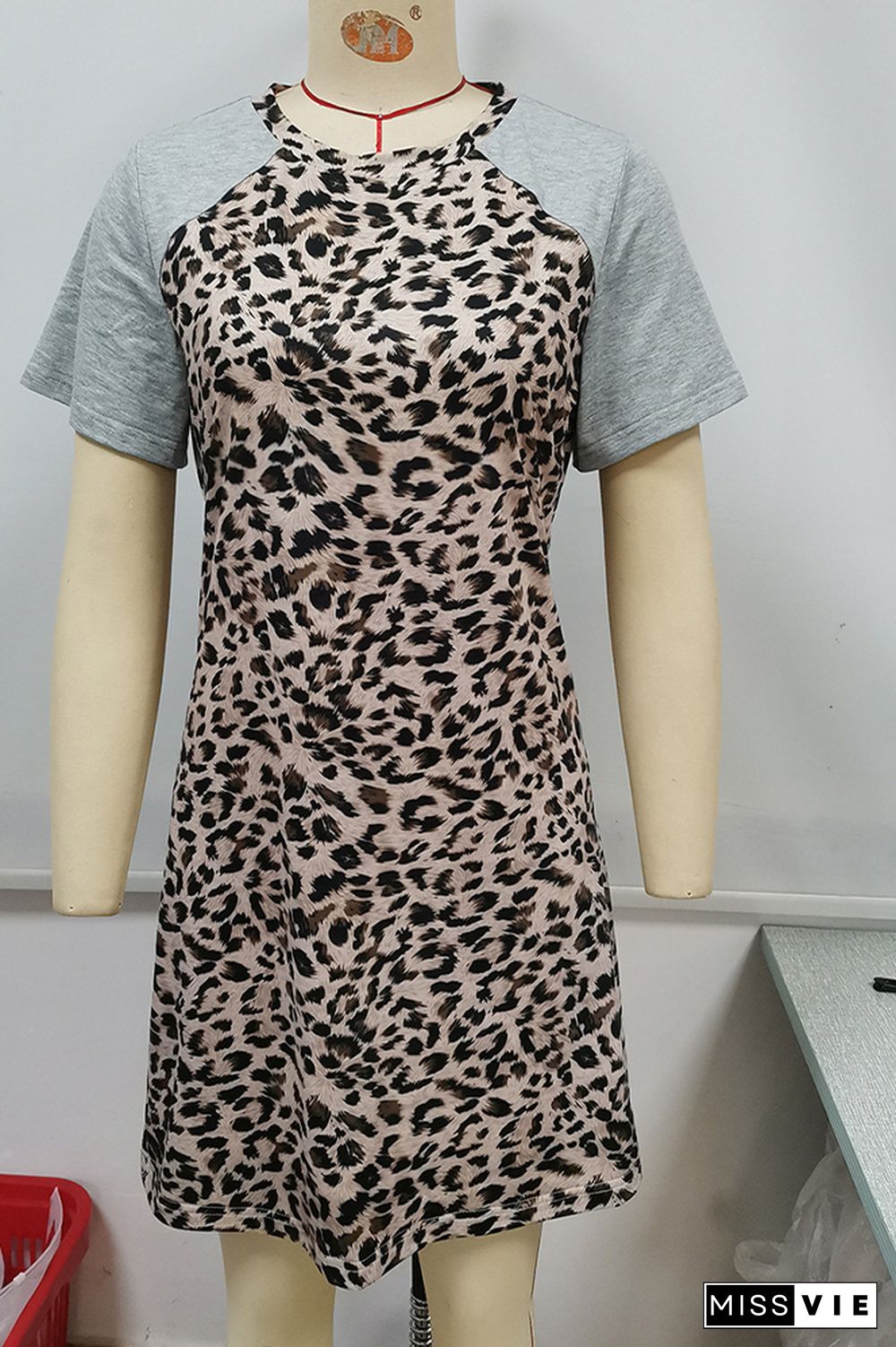 Leopard Print Splicing O-neck Short Sleeve Mid-length Dress Wholesale