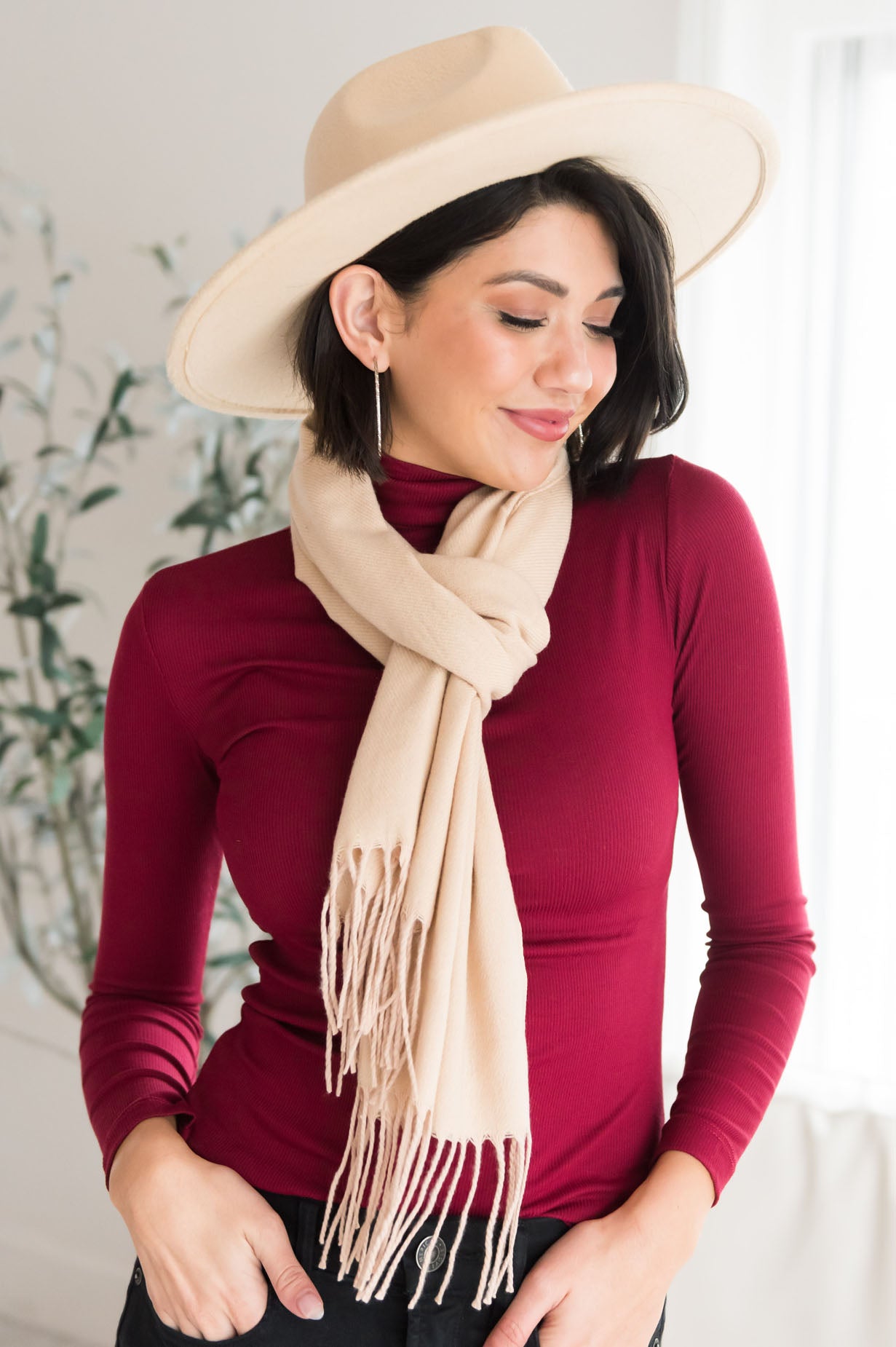 Cozy & Stylish Fringed Edge Scarf