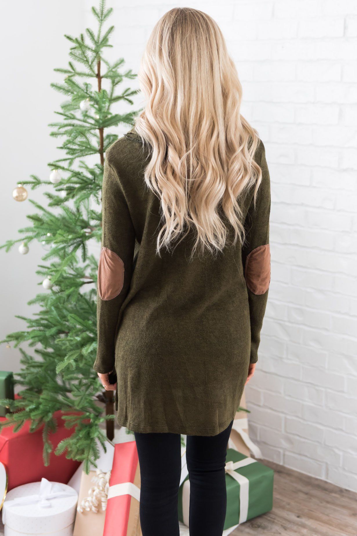 Move Mountains Modest Tunic