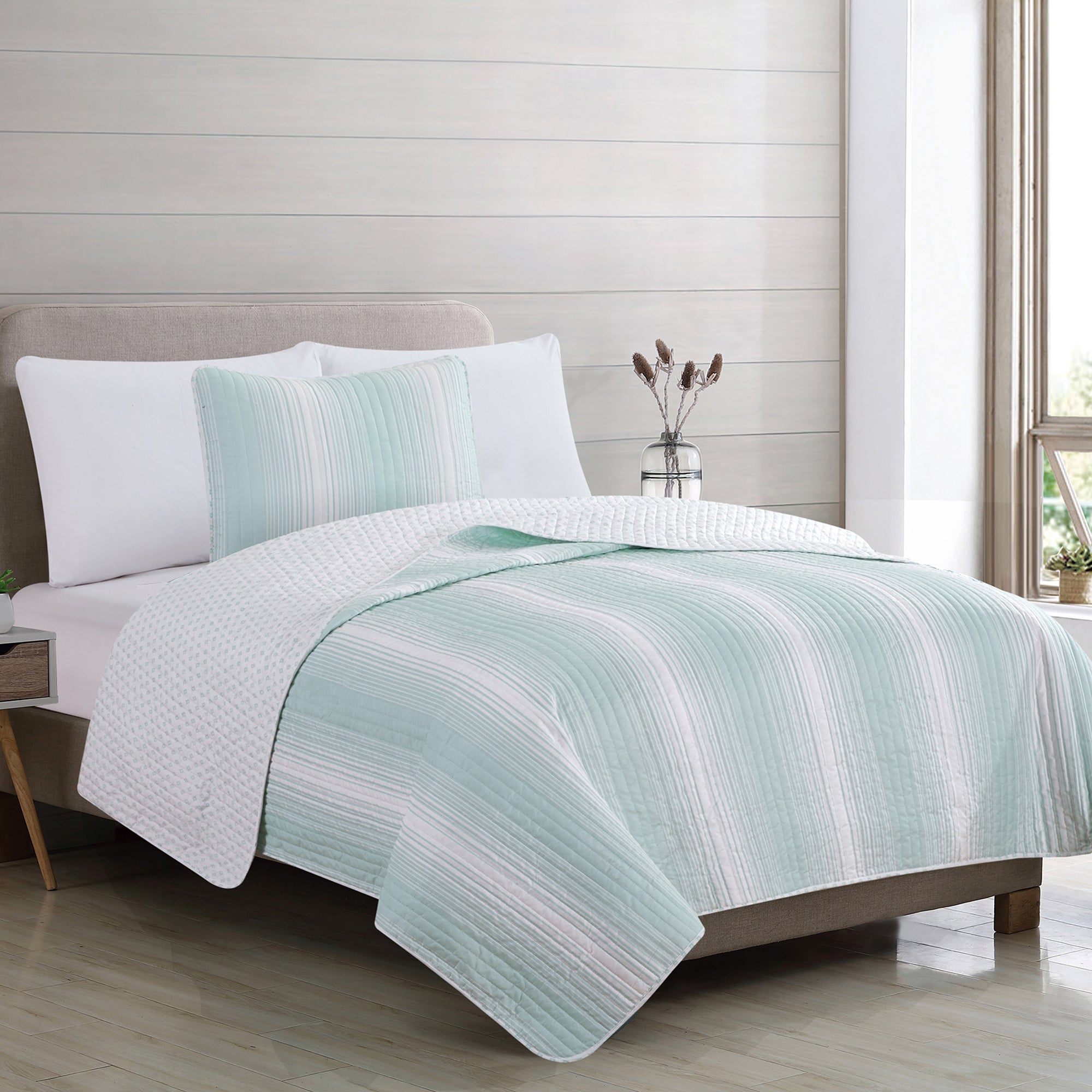 Great Bay Home Stripe Reversible Reversible Quilt Set With Shams  (Twin， Everette - Seafoam Blue)