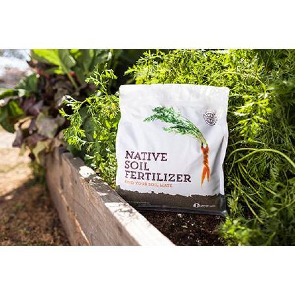 Native Soil 4 lbs. Natural Dry Fertilizer and Soil Conditioner 867240000319