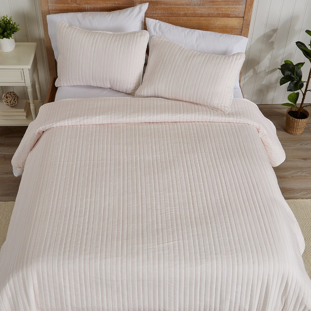 Luxurious Tiny Stripes Microfiber Quilt Set With Shams