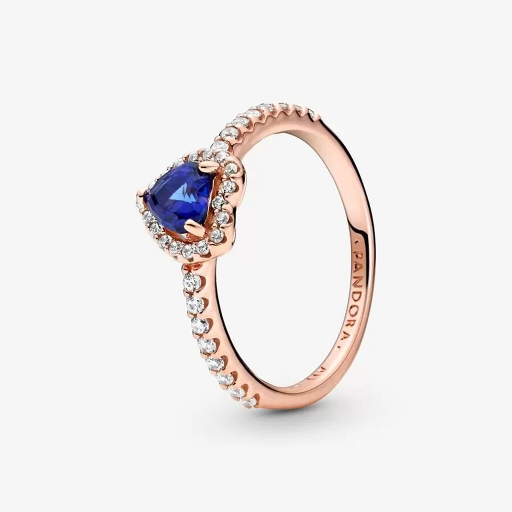 PANDORA  Sparkling Blue Elevated Heart Ring