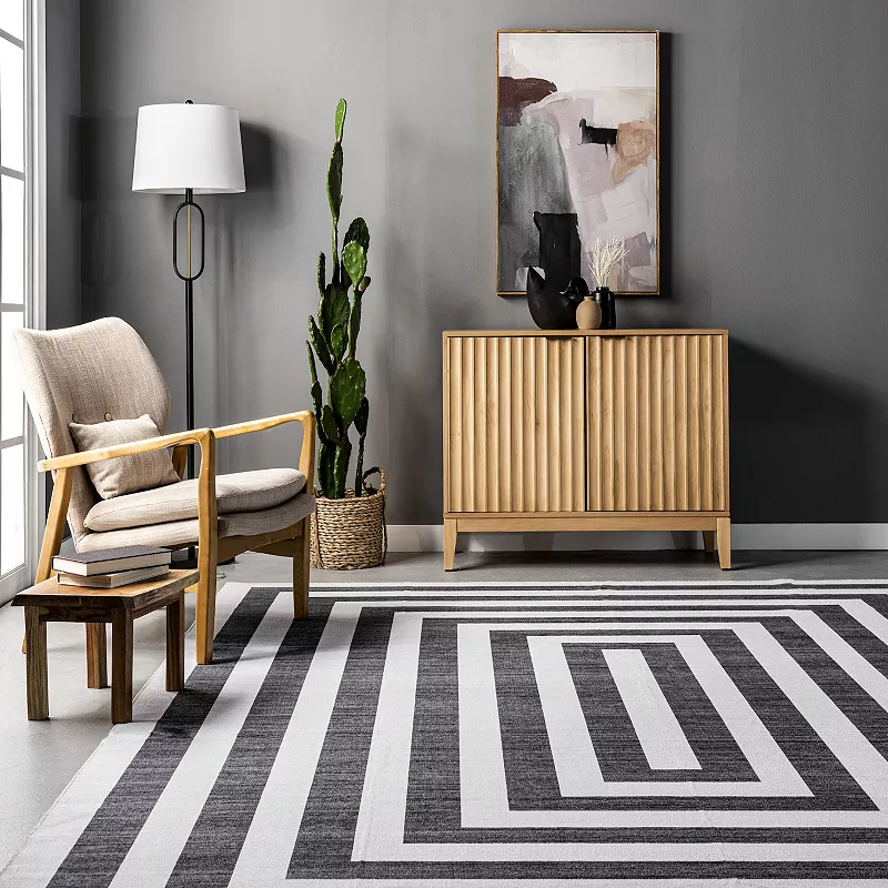 nuLOOM Sharri Modern Striped Machine Washable Area Rug