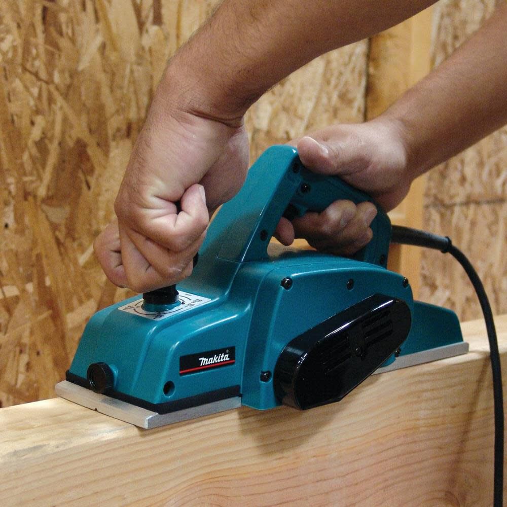 Makita 4-3/8-Inch Planer 1912B from Makita