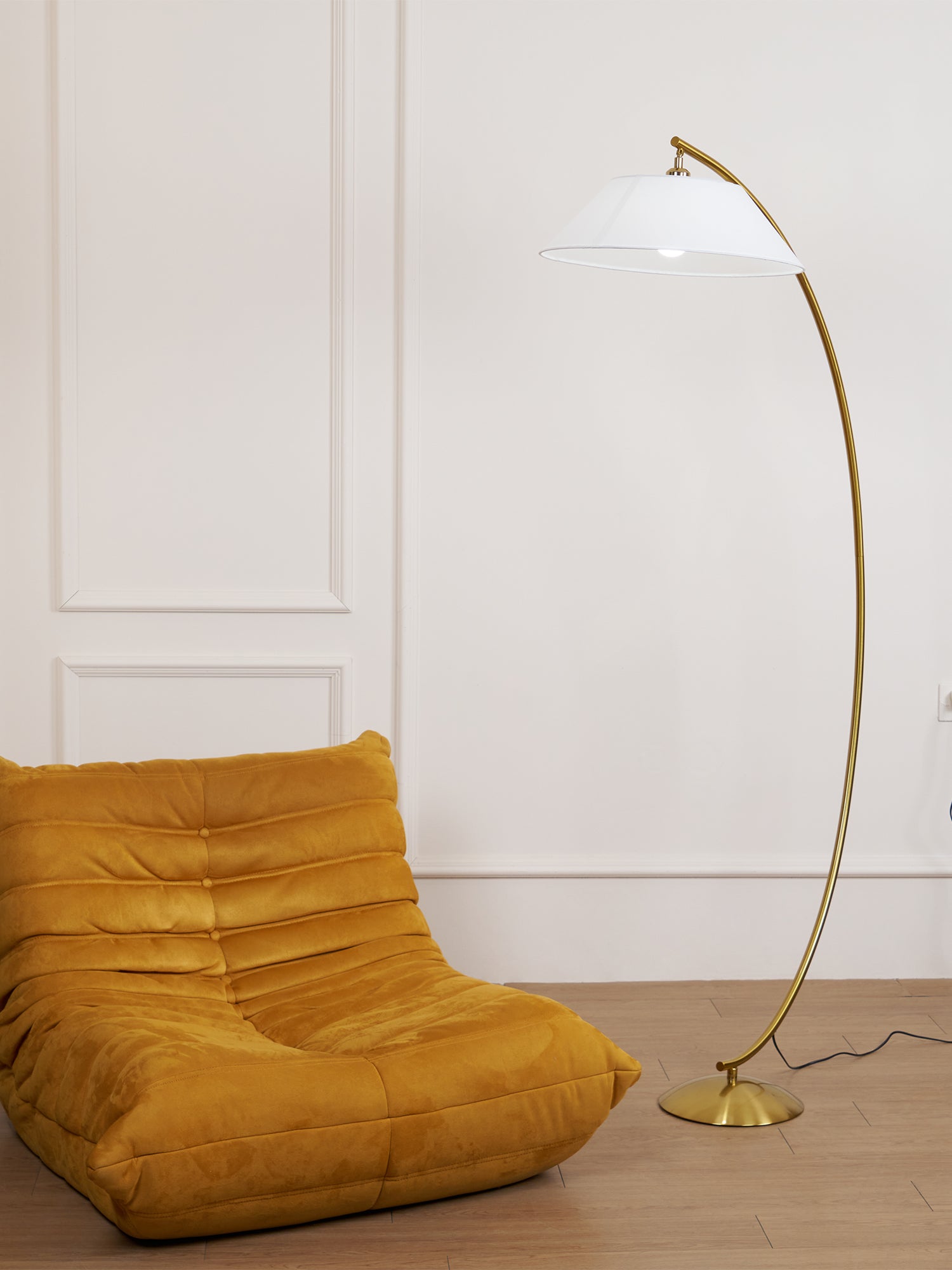 Circo Floor Lamp