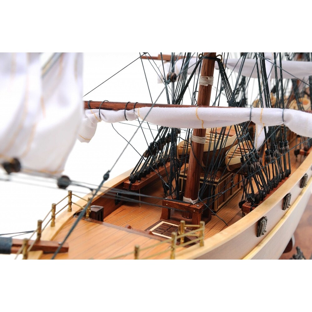 Cutty Sark Model Boat Sculpture   34x12x27.5\