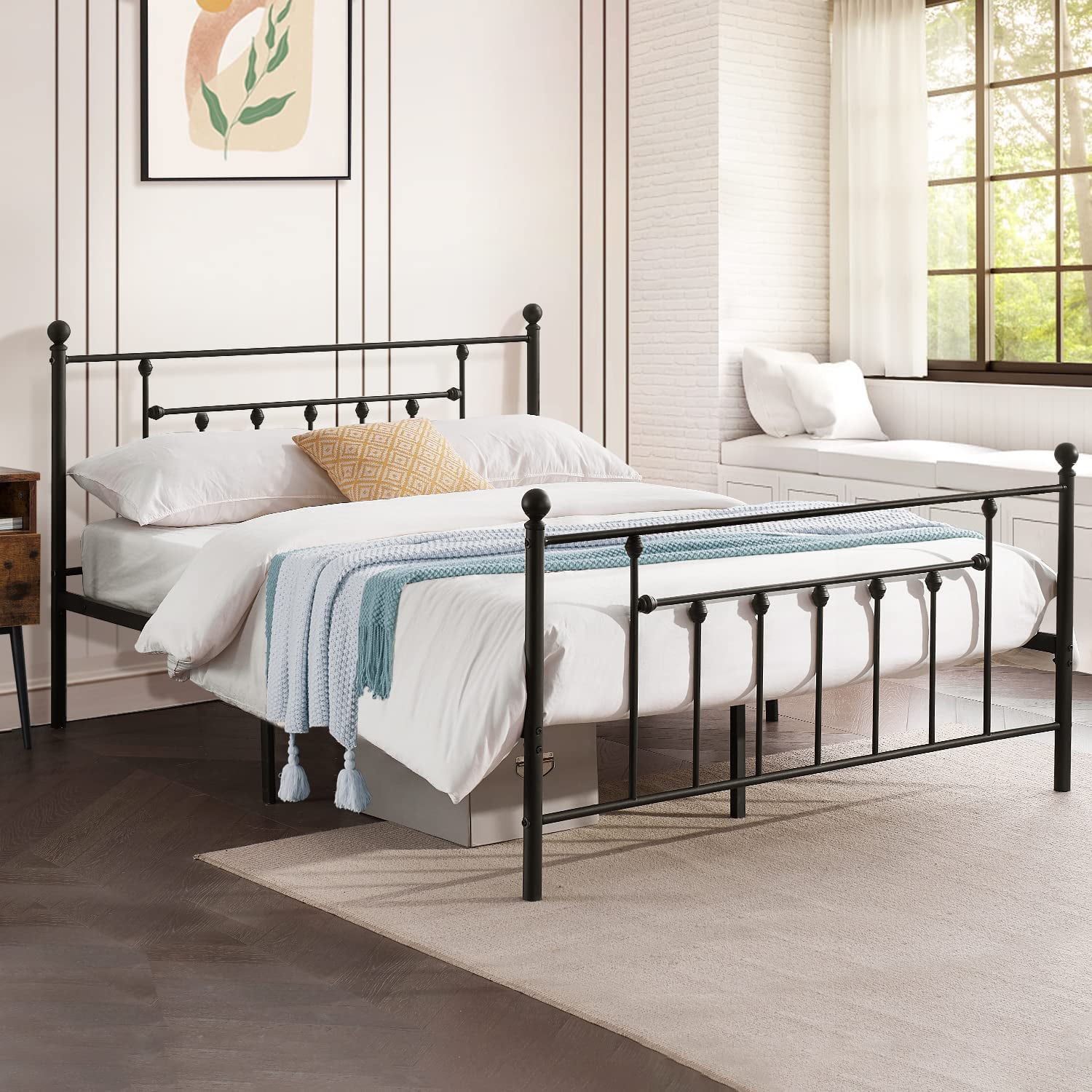 VECELO Metal Bed Platform Frame with Headboard and Footboard, Mattress Foundation, Queen Size, Black