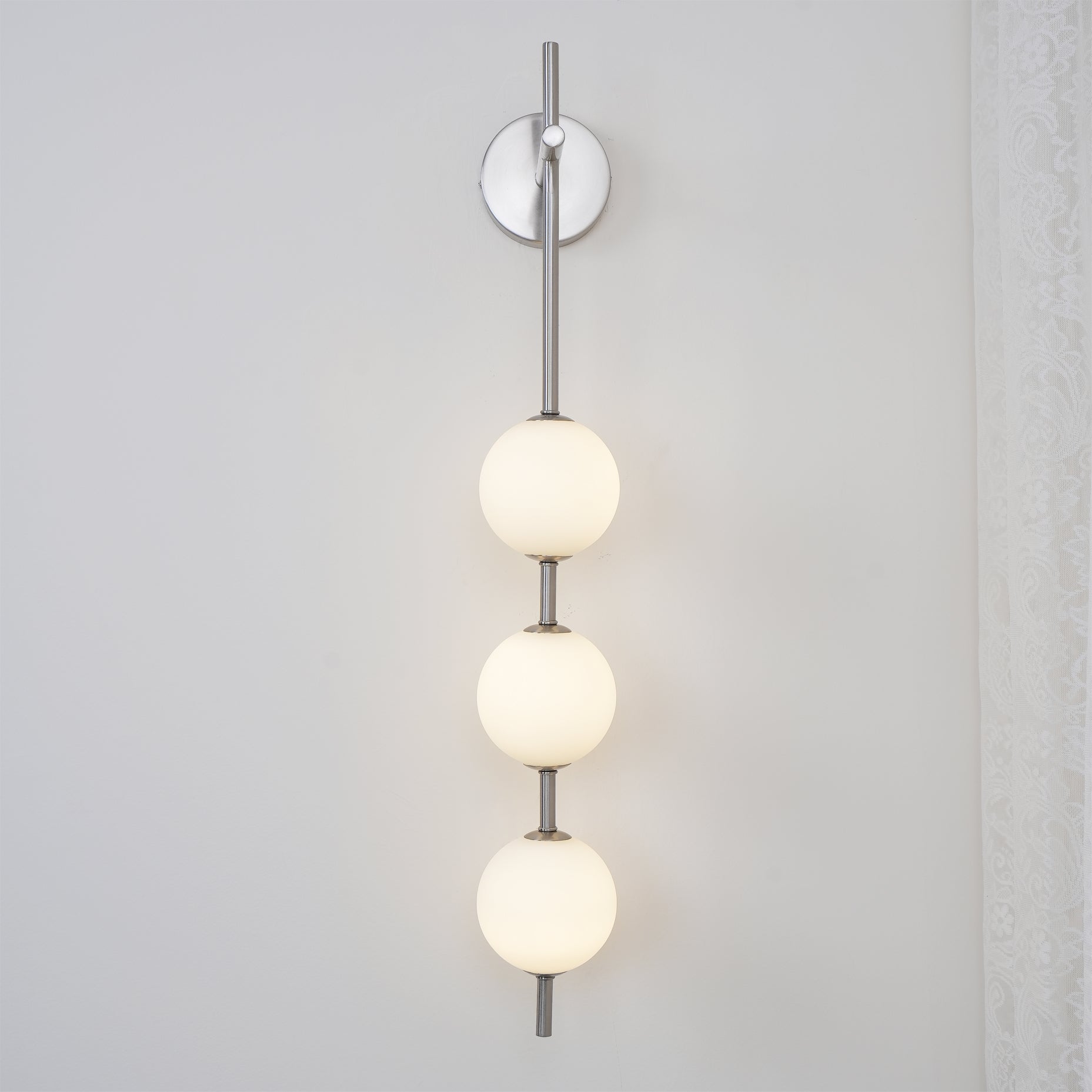 Vertical Globe Plug-in Wall Lamp