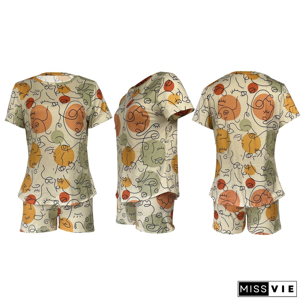 Abstract Printing Short Sleeve T-Shirt Shorts Set