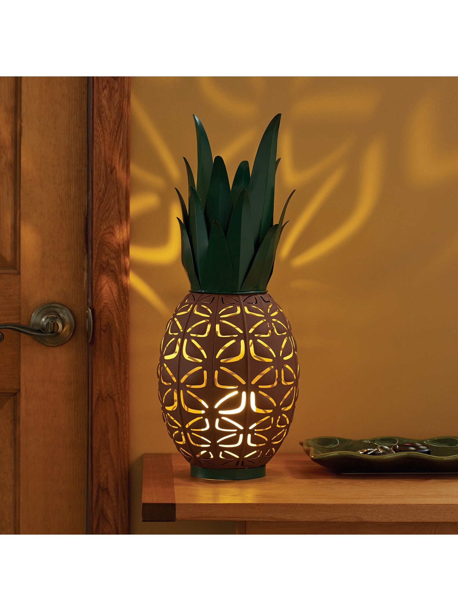 ART and ARTIFACT Pineapple Lamp， LED Indoor Outdoor Lantern， 19