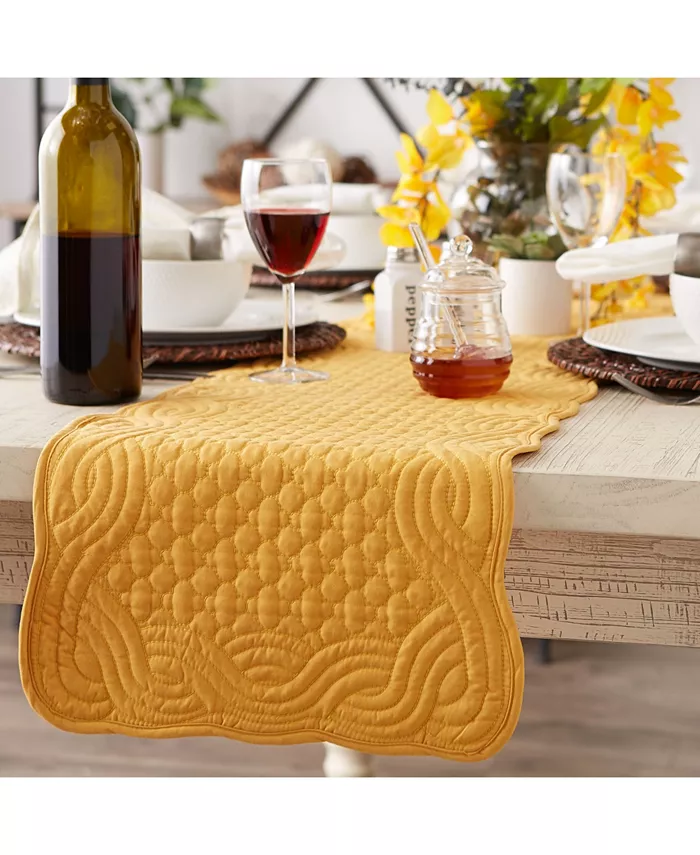 Design Imports Quilted Farmhouse Table Runner