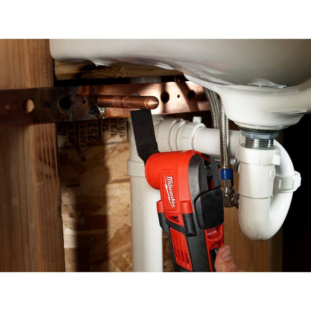 MW M18 18V Lithium-Ion Cordless Oscillating Multi-Tool with 3.0Ah Battery and Charger 2626-20-48-59-1835