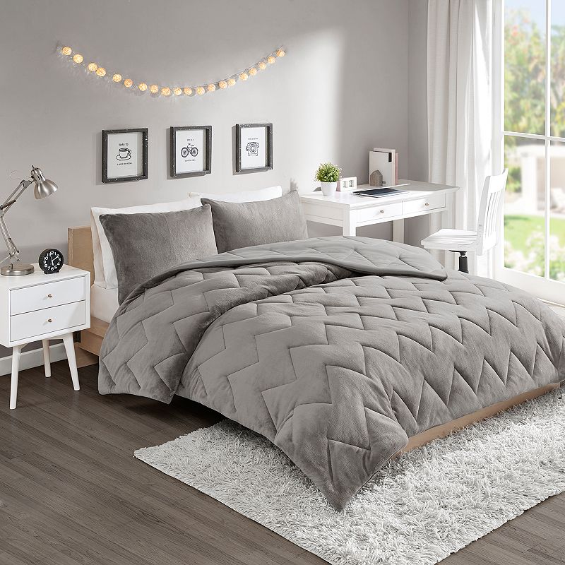 Intelligent Design Kai Plush Reversible Comforter Set