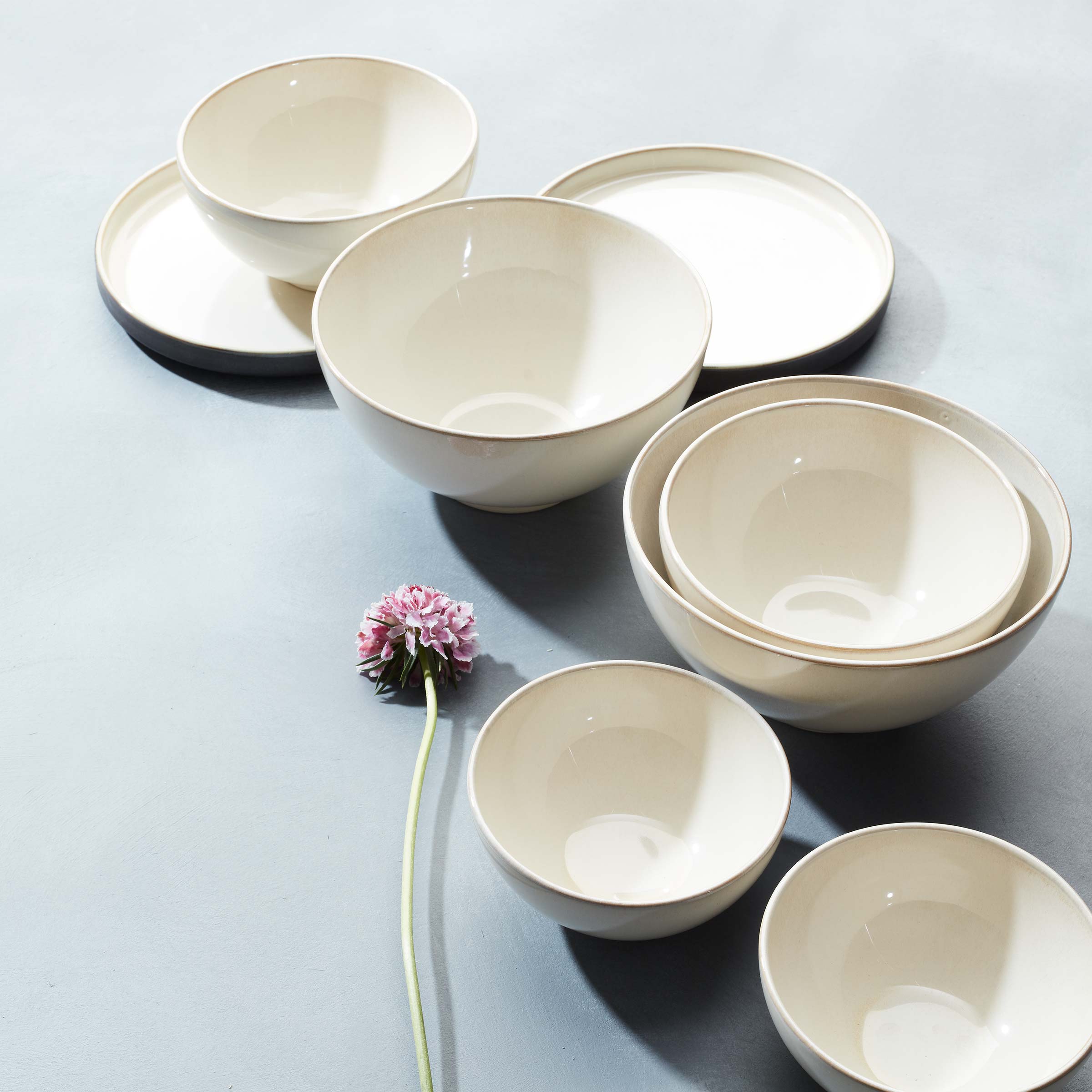 Luna Nesting Dinnerware Set