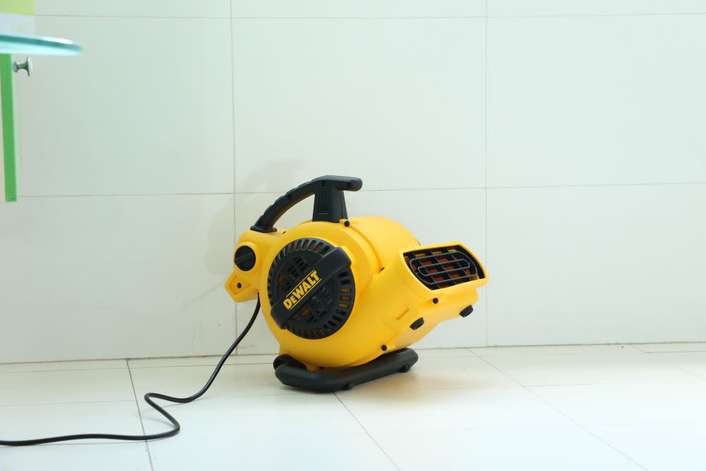 DEWALT Air Mover and Dryer 600CFM 3 Speed ;