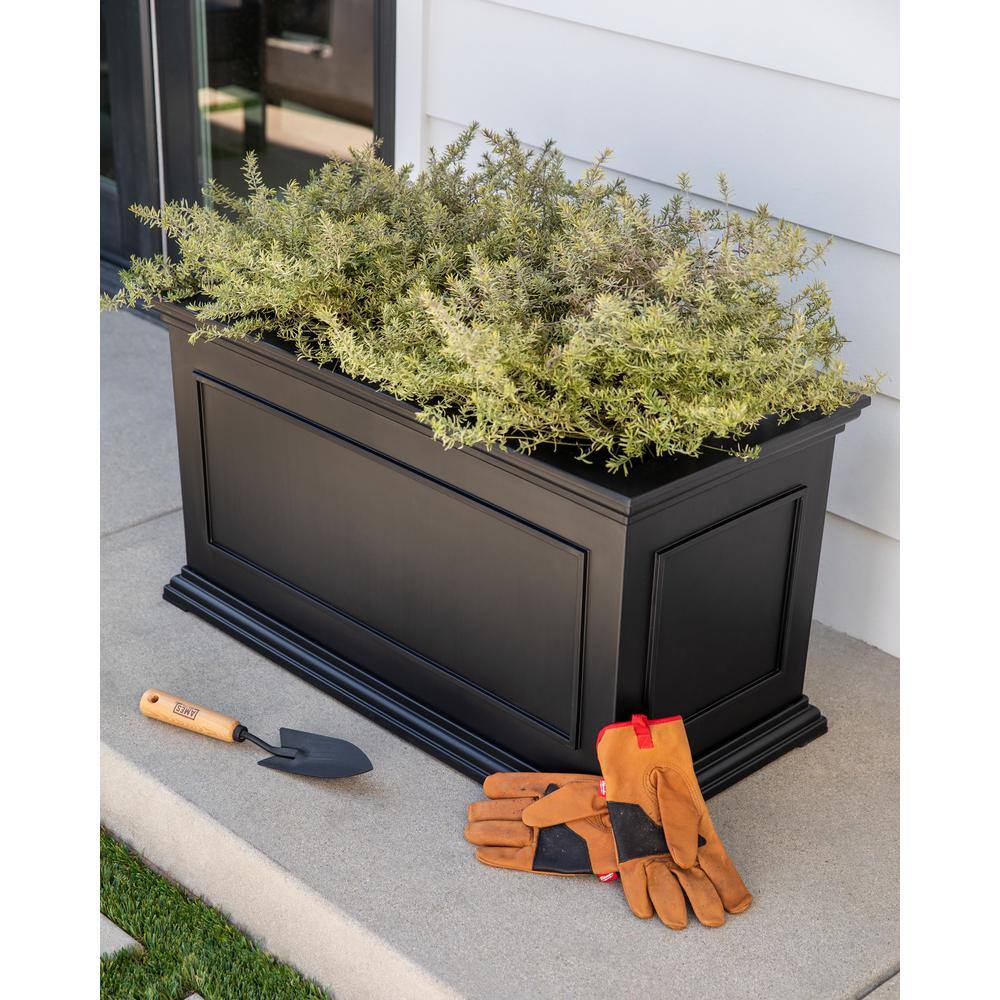 Veradek Brixton Series 33 in. L Black Plastic Planter BXVLG33B