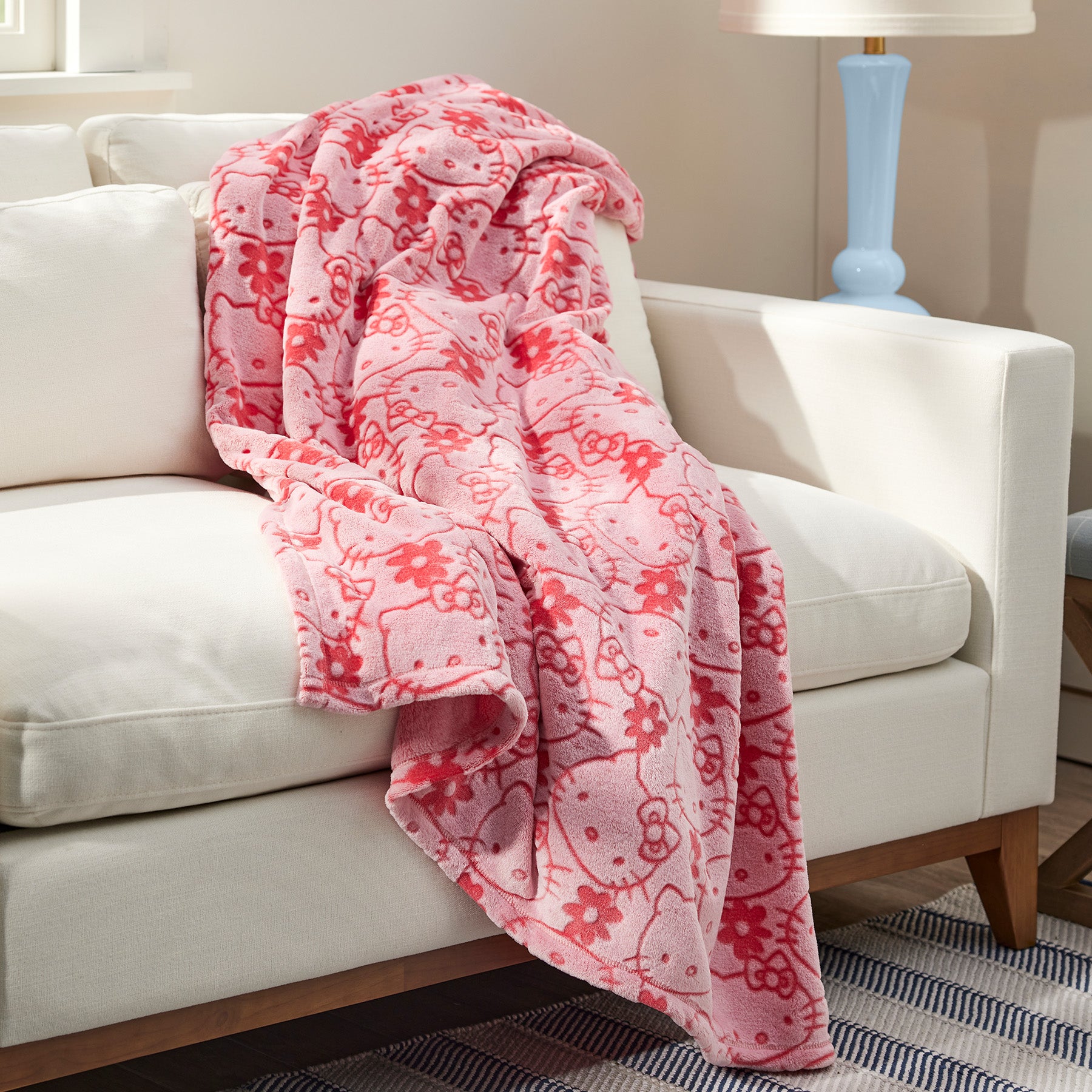 Hello Kitty® Textured Throw Blanket