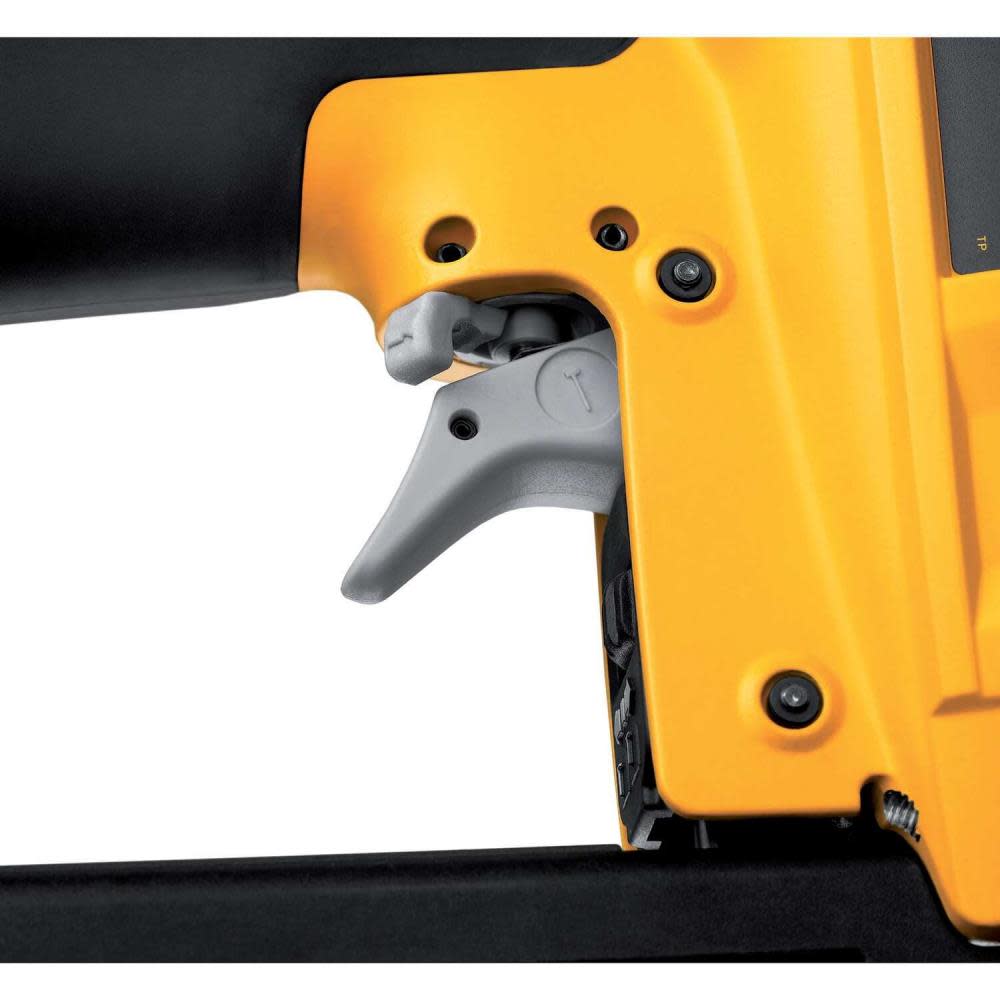 DEWALT HEAVY-DUTY STRAIGHT FINISH NAILER (D51257K)