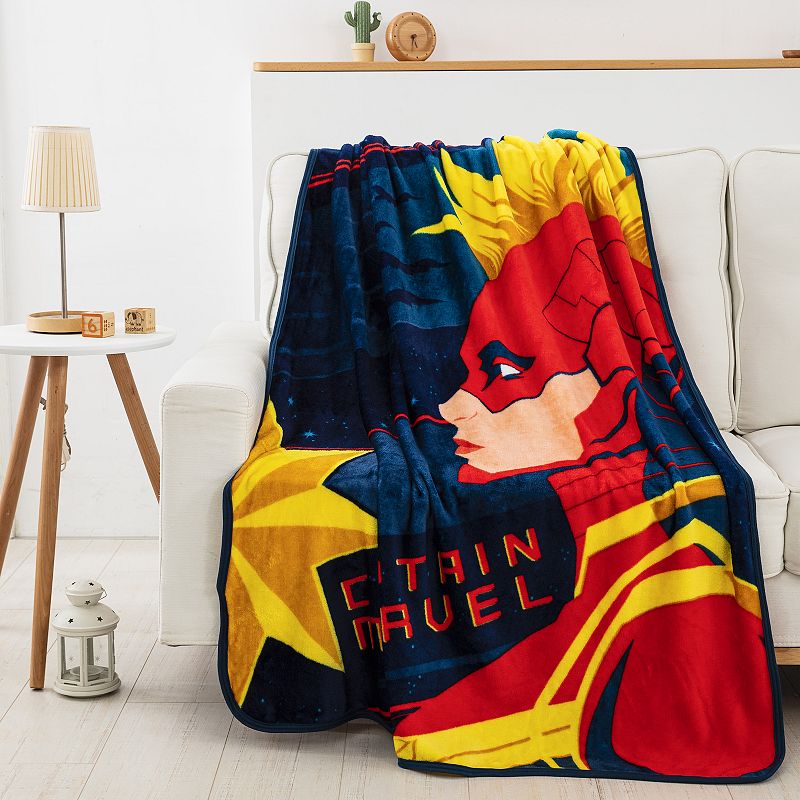 Captain Marvel Bold Leader Silk Touch Throw