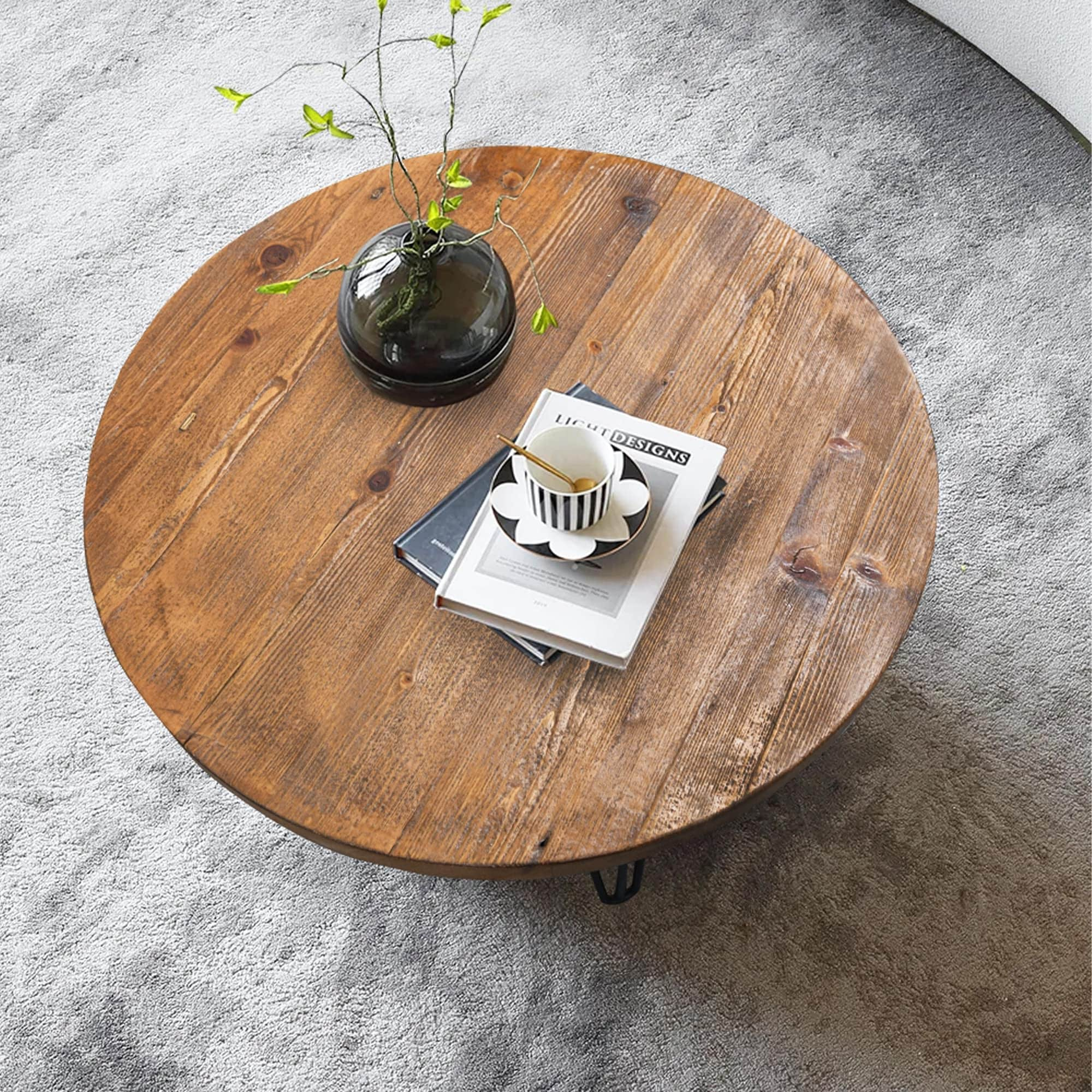 Soft Things Greenage Old Pine Natural Wood Round Large Coffee Table， 27.6