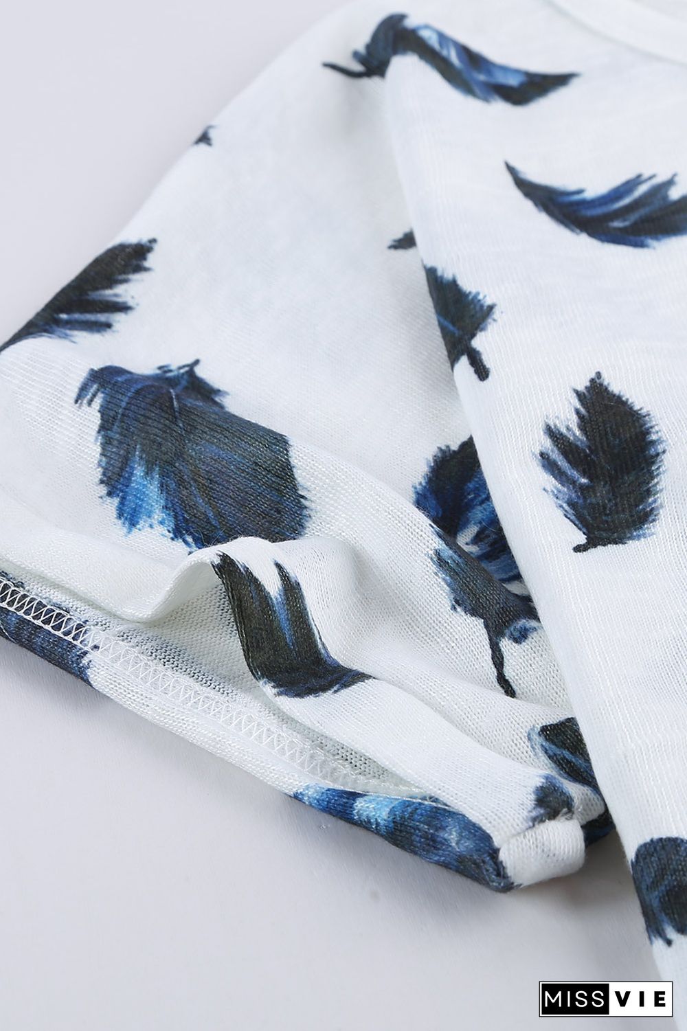 White Feather Print Short Sleeve Tee