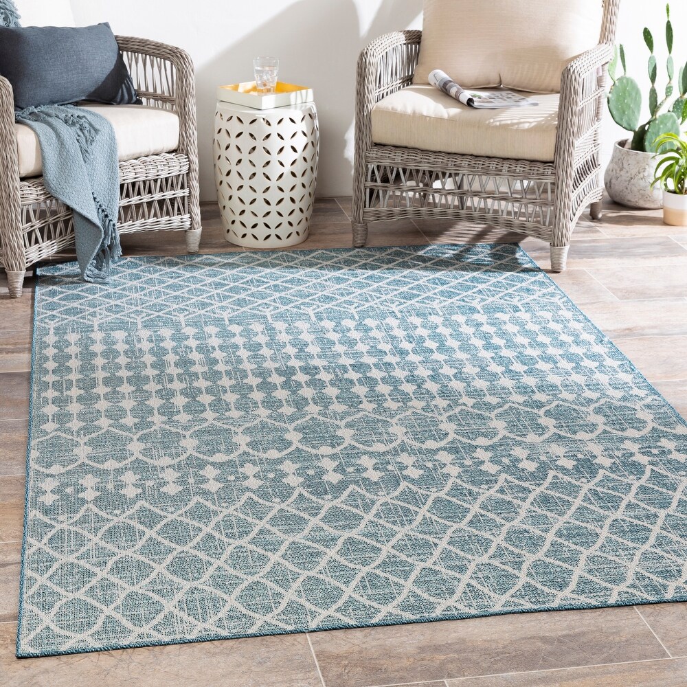 Grady Indoor / Outdoor Boho Geometric Area Rug