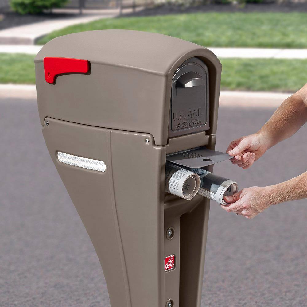 Step2 Mail Master Streamline Mocha OverPost Mounted Plastic Mailbox 562900