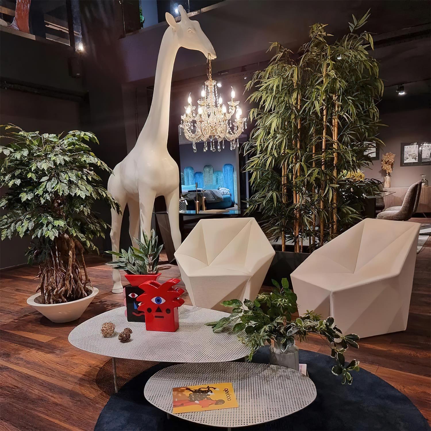 Giraffe Sculpture Floor Lamp