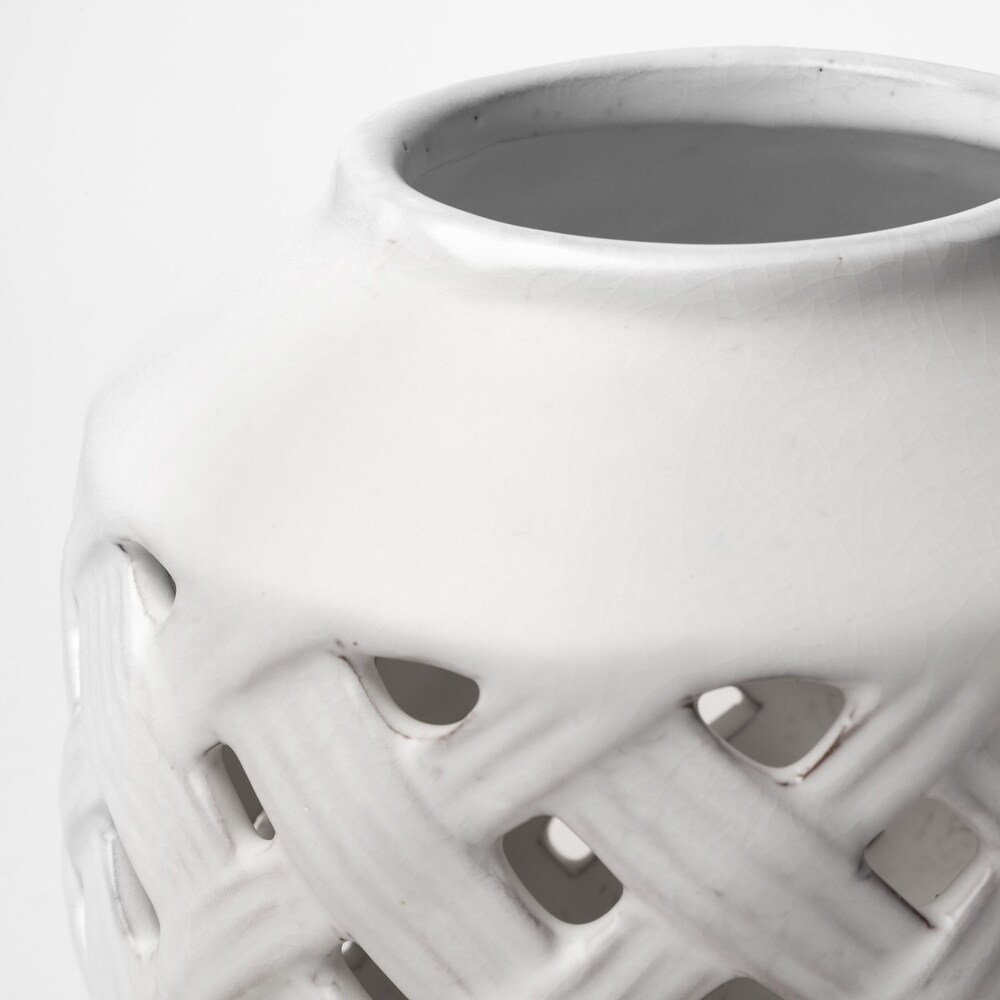 White Ceramic Latticed Vase   8\